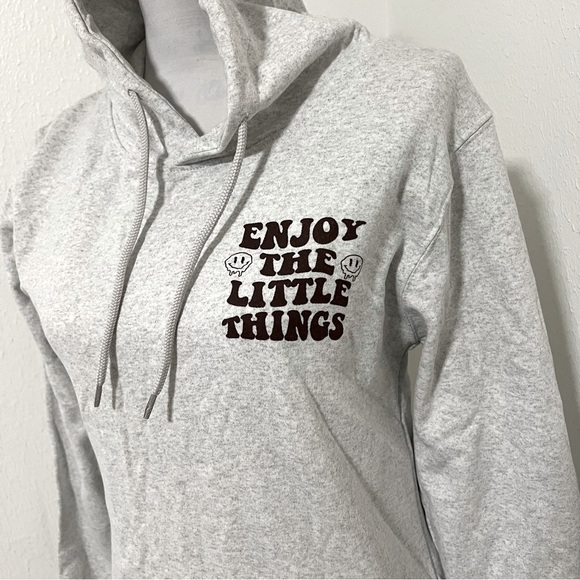 ON Fire Unisex Small Graphic “ENJOY THE LITTLE THINGS” Pullover Hoodie NWT - Picture 3 of 7